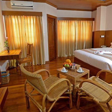 Hotel Sidney Янгон Экстерьер фото