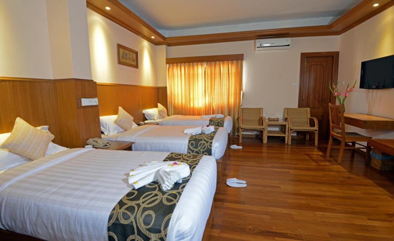 Hotel Sidney Янгон Экстерьер фото