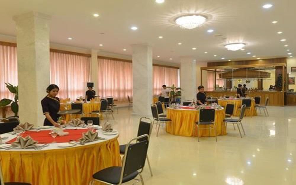 Hotel Sidney Янгон Экстерьер фото